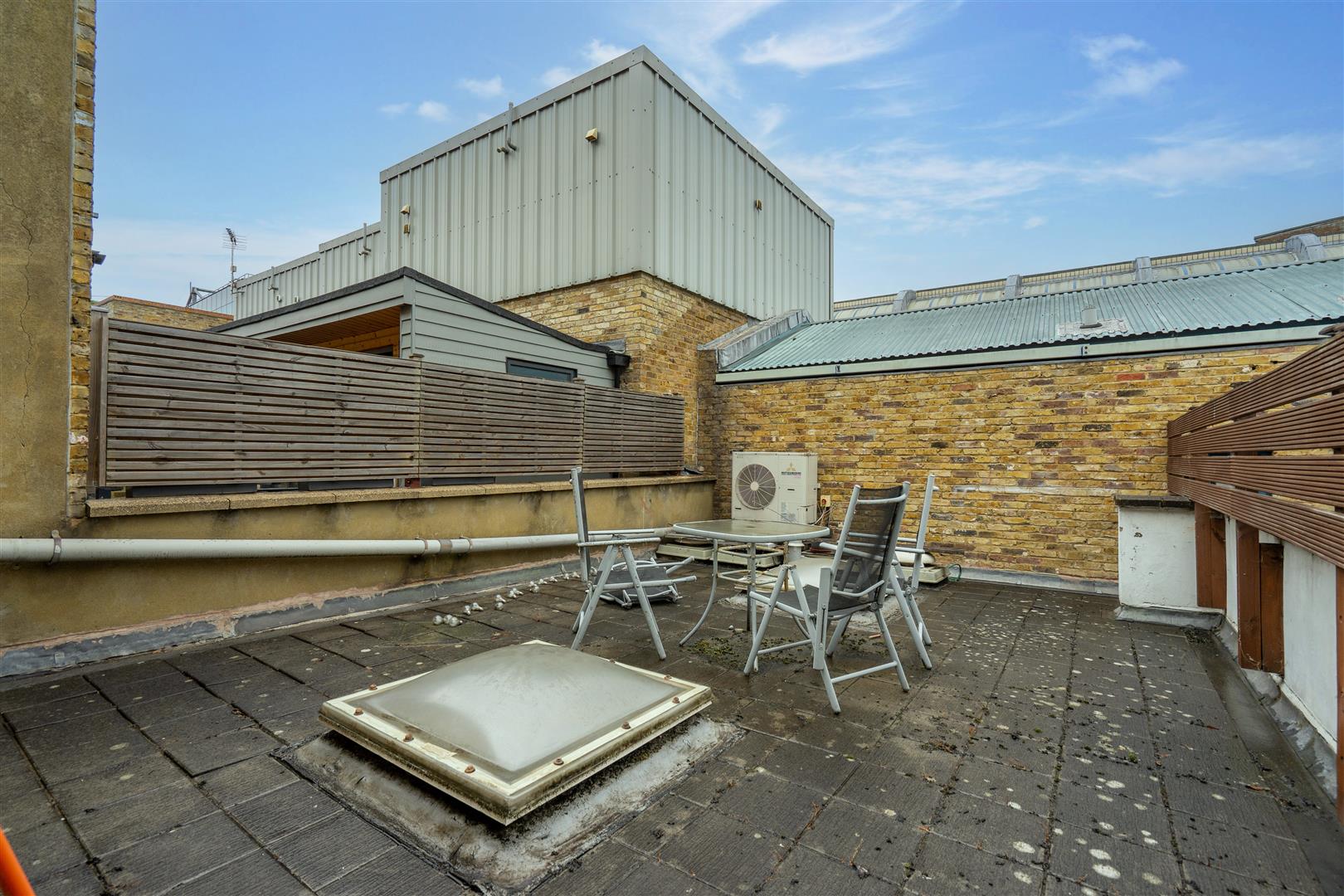 Image 17 of 17